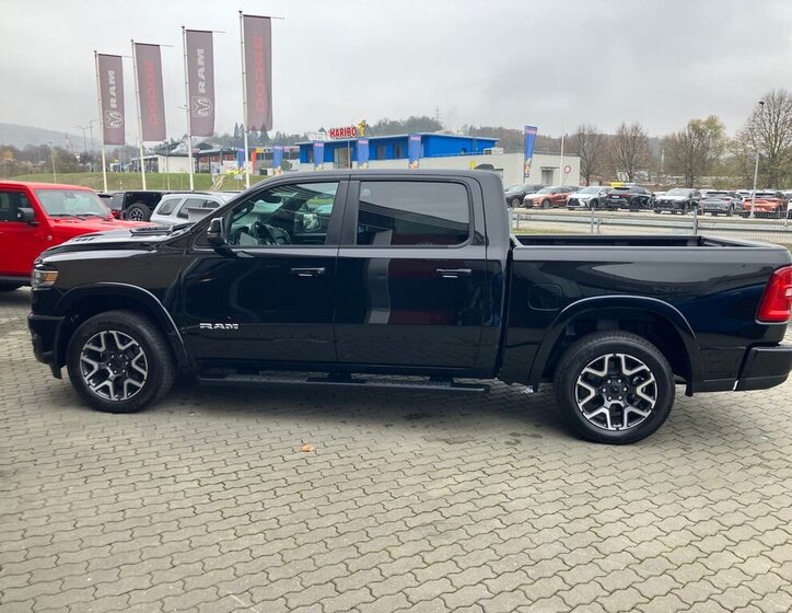 Dodge RAM Pick-up 3,0 l 313 kw