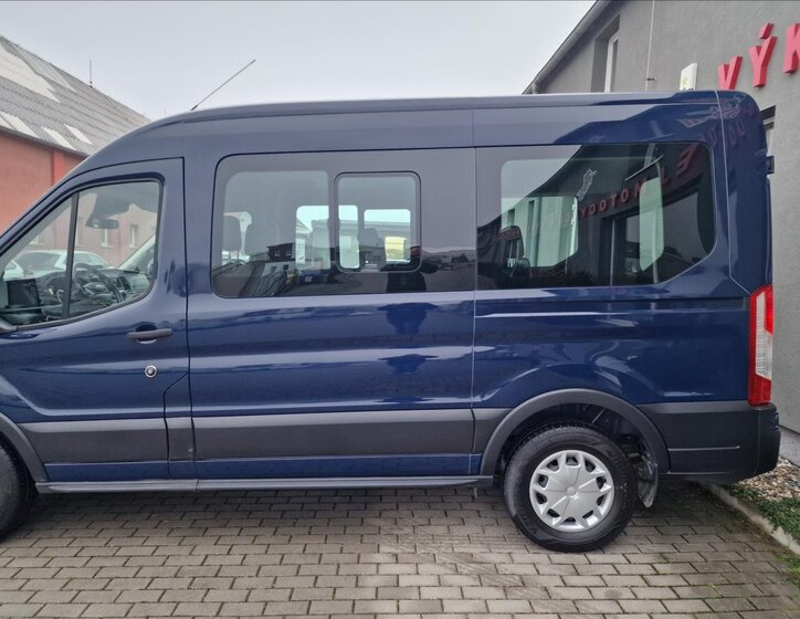 Ford Transit Kombi 2,0 l 96 kw