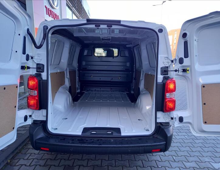 Toyota ProAce 10