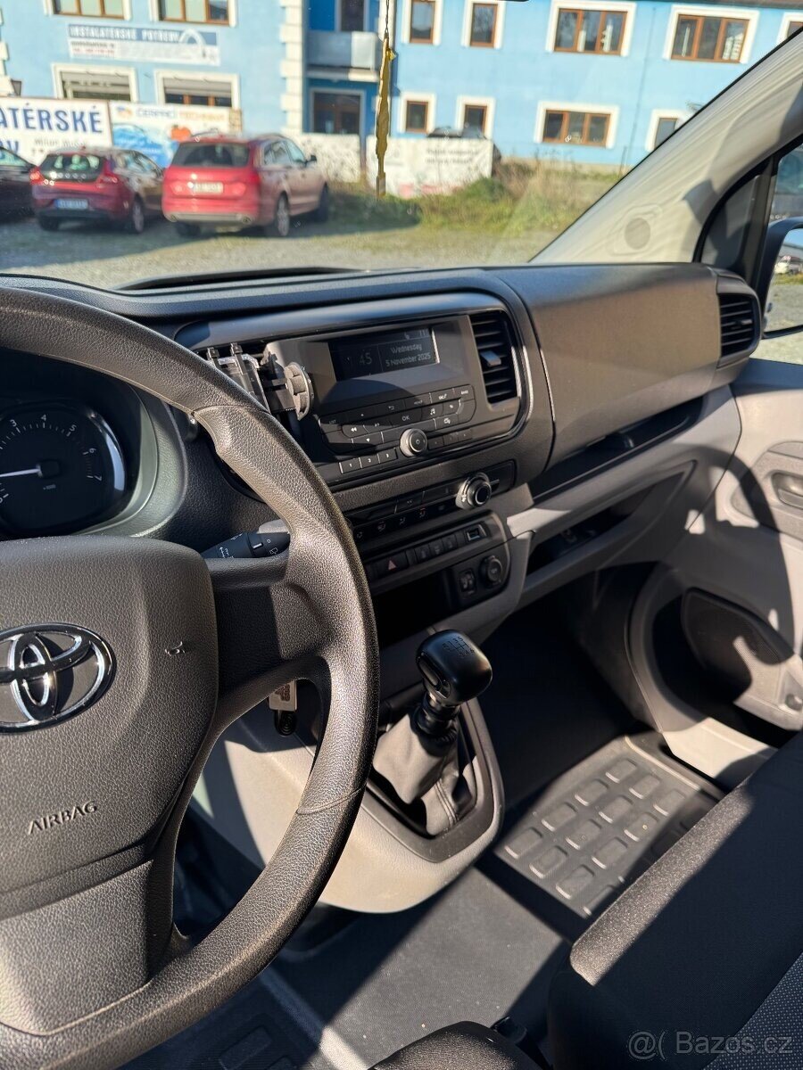 Toyota ProAce VAN-Minibus 1,5 l 88 kw