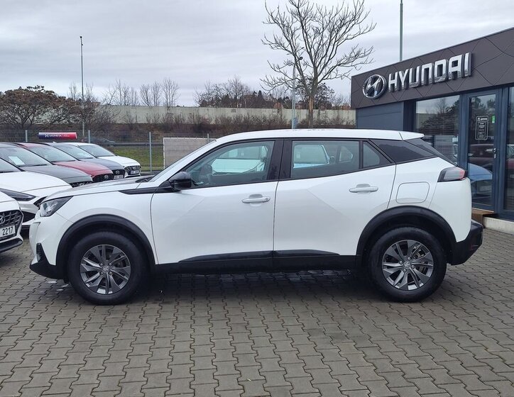 Peugeot 2008 SUV 1,2 l 96 kw