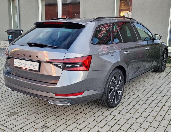 Škoda Superb Kombi 2,0 l 110 kw