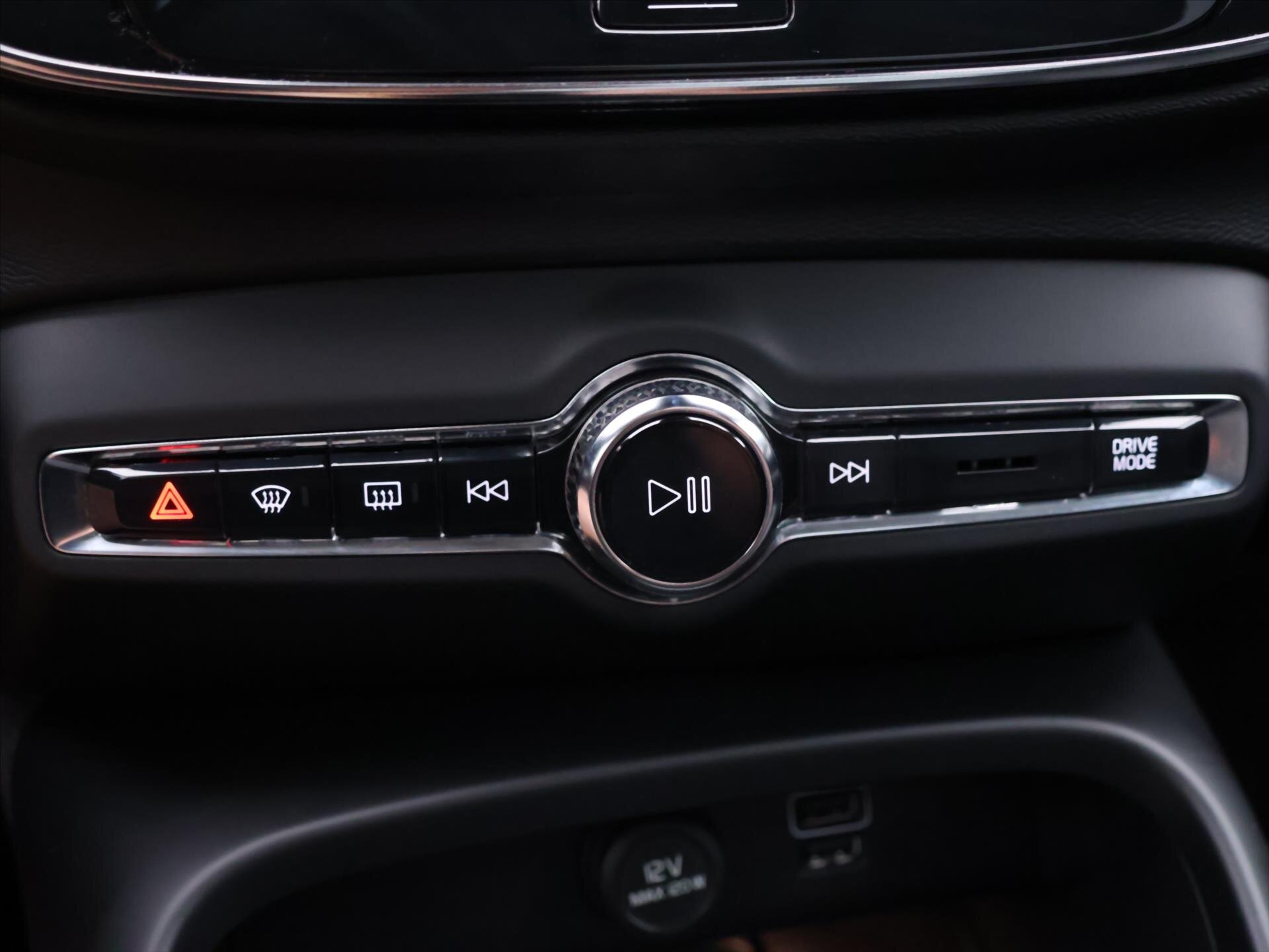 Volvo XC40 SUV 2,0 l 140 kw