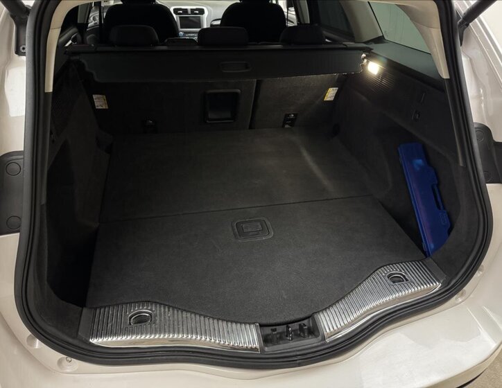 Ford Mondeo Kombi 2,0 l 110 kw