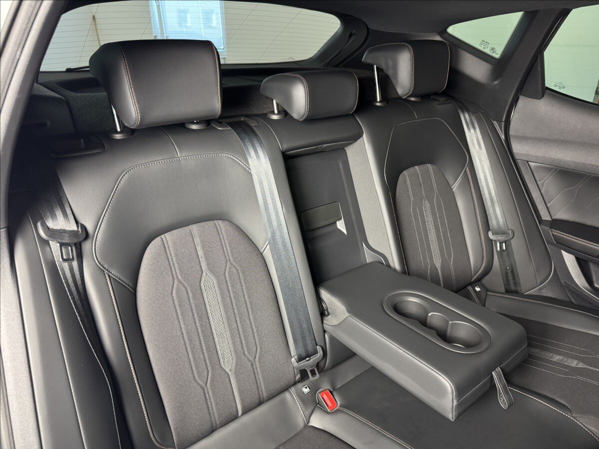 Cupra Formentor SUV / Terénní 1,5 l 110 kw