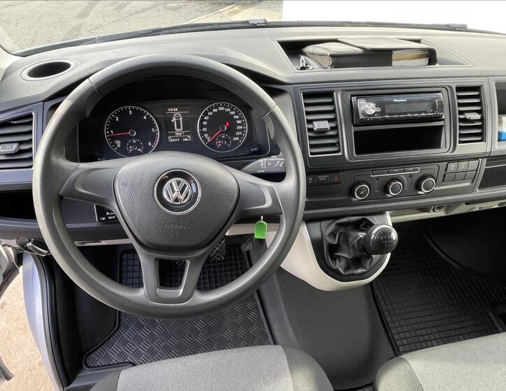 Volkswagen Transporter 7