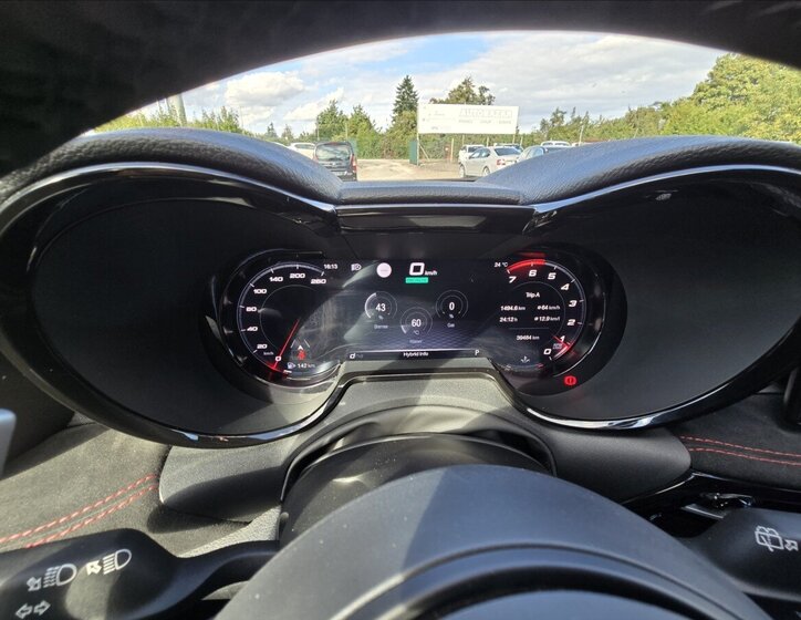 Alfa Romeo Tonale SUV / Terénní 1,5 l 117 kw