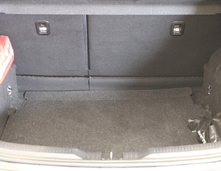 Toyota Auris Hatchback 1,2 l 85 kw