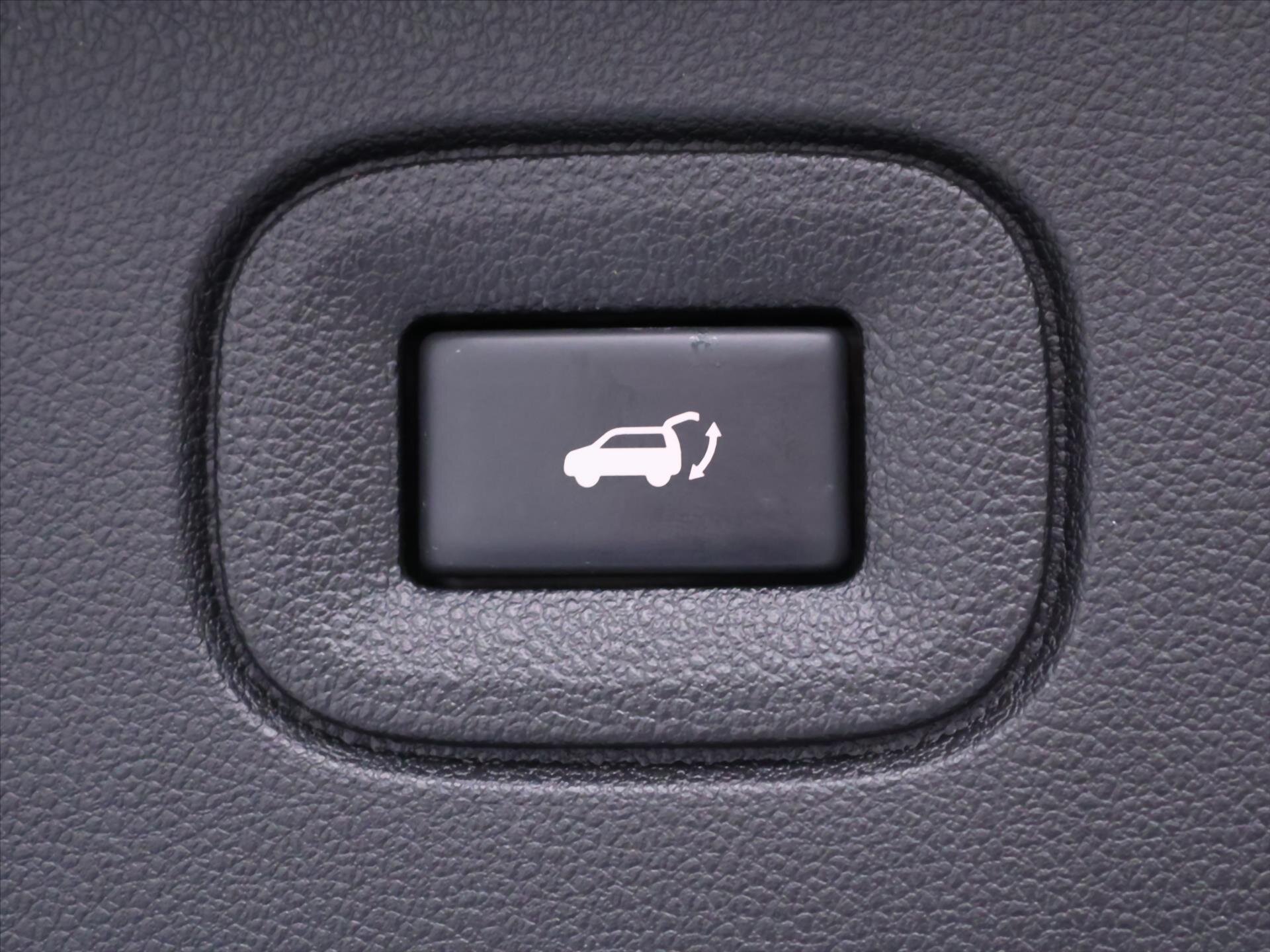 Renault Koleos SUV / Terénní 2,0 l 135 kw