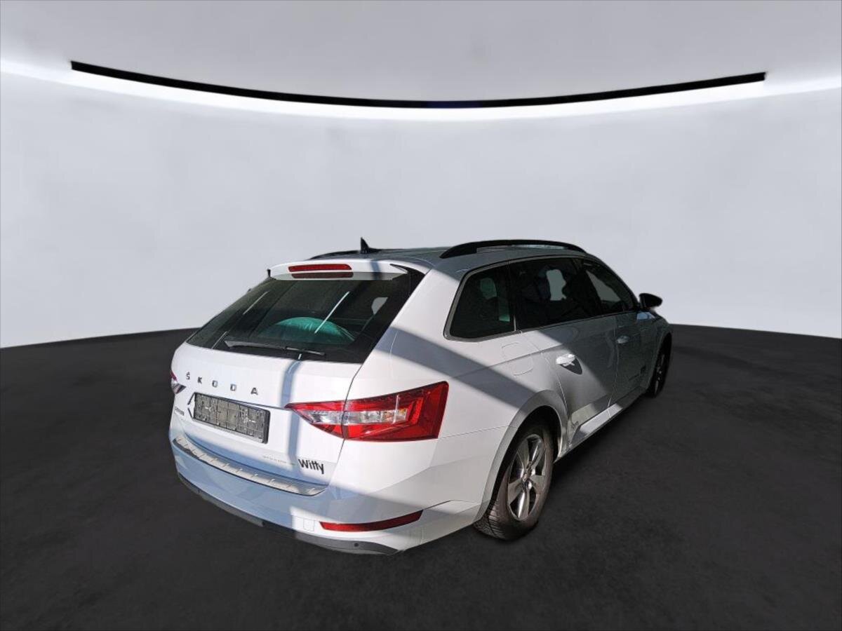 Škoda Superb Kombi 2,0 l 110 kw