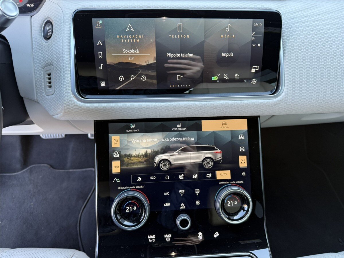 Land Rover Range Rover Velar SUV / Terénní 2,0 l 184 kw