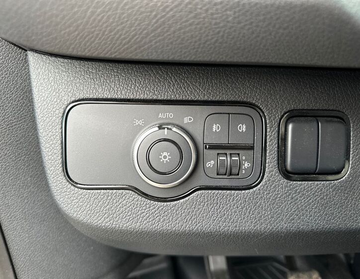 Mercedes-Benz Sprinter 17