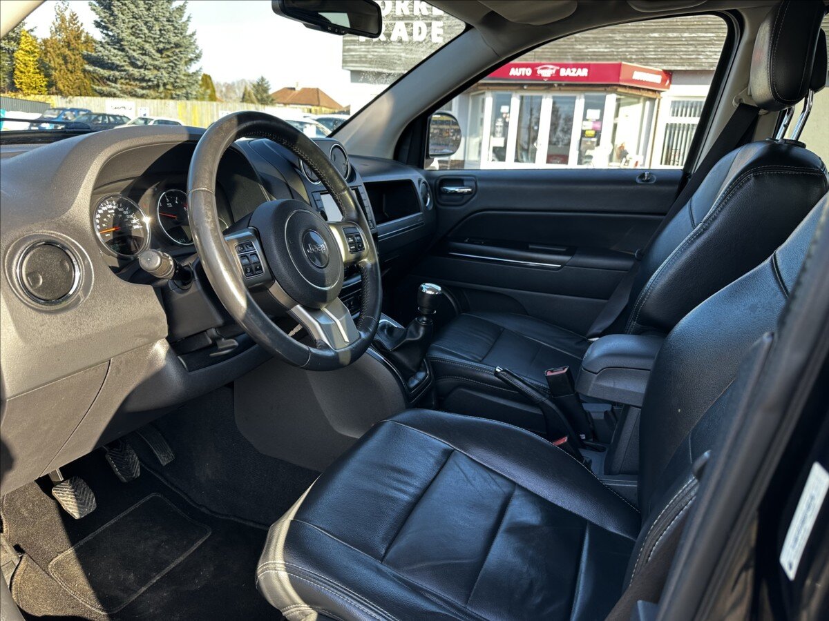 Jeep Compass SUV 2,1 l 120 kw