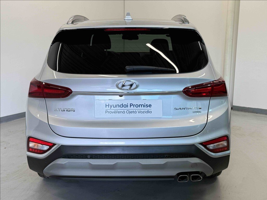 Hyundai Santa Fe SUV / Terénní 2,2 l 147 kw