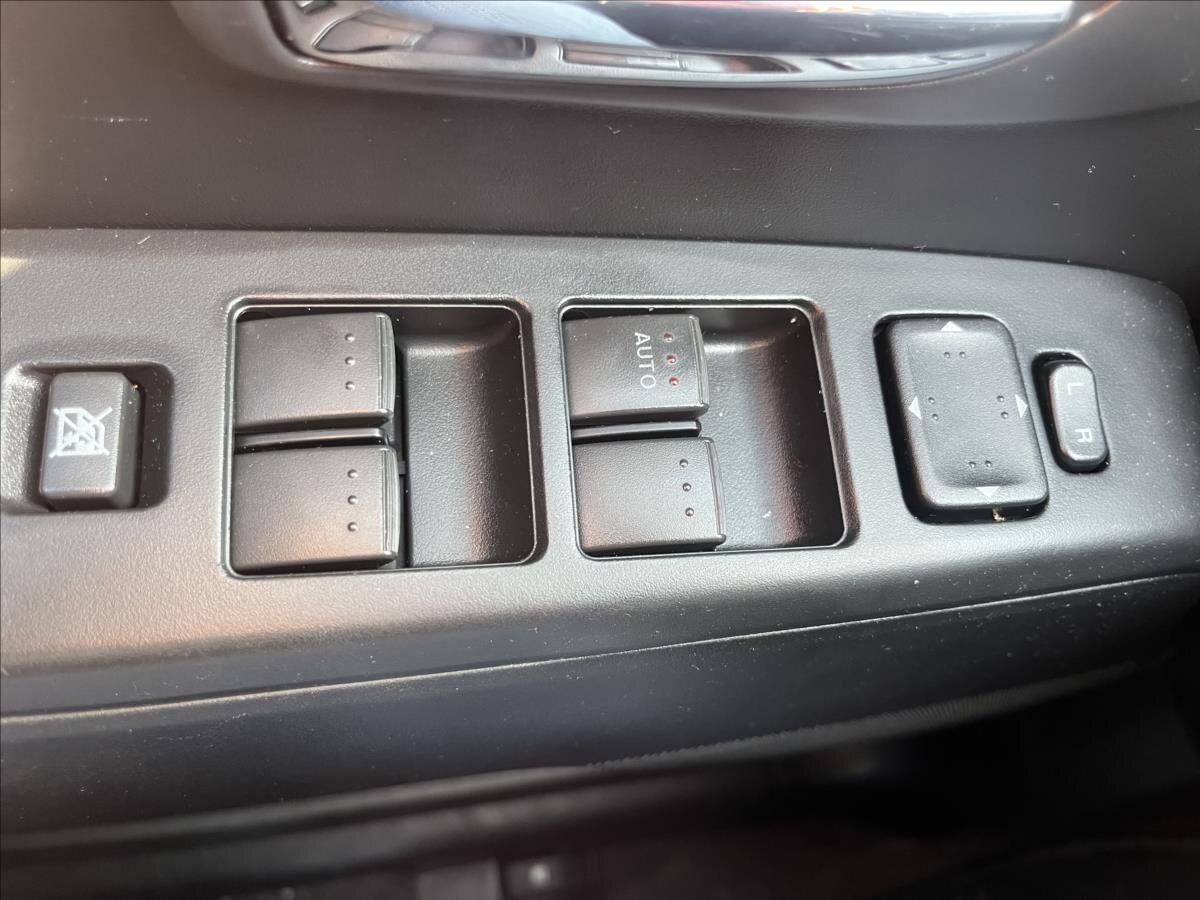 Mazda 5 Kombi 1,6 l 85 kw