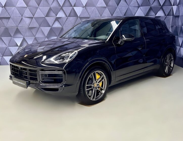 Porsche Cayenne SUV / Terénní 4,0 l 404 kw