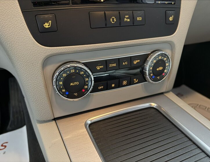 Mercedes-Benz GLK 17