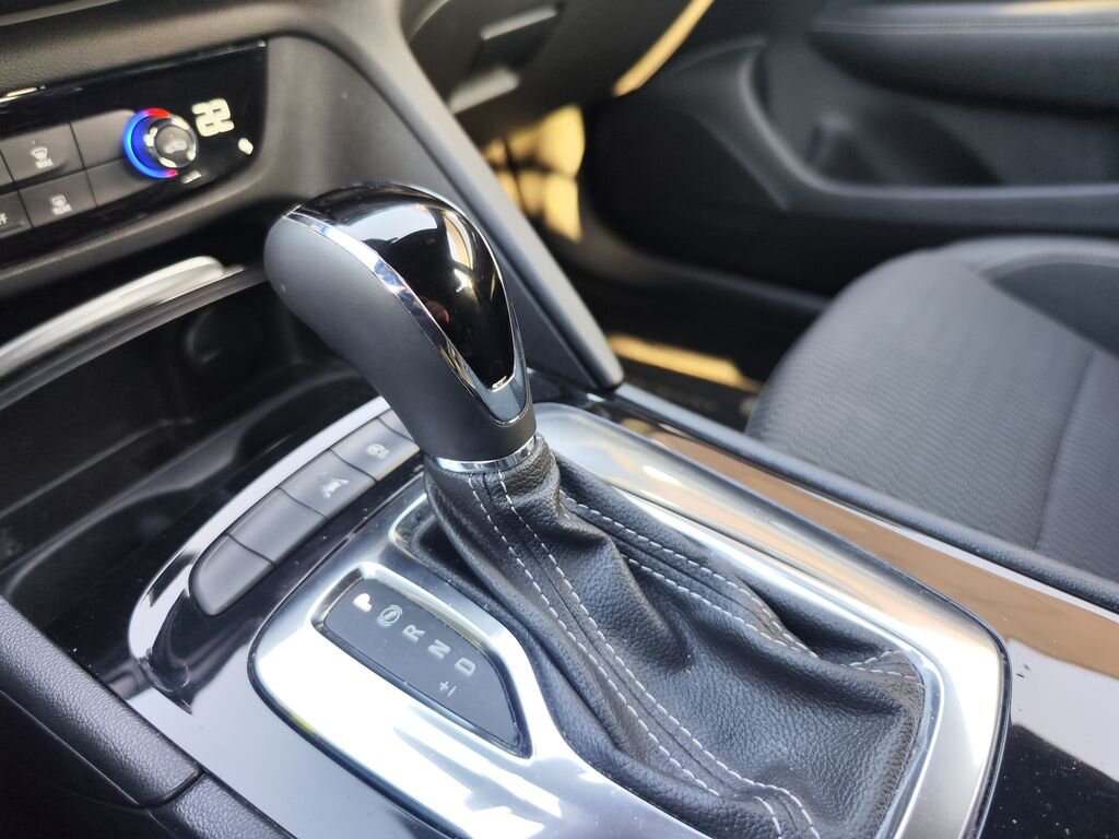 Opel Insignia Kombi 2,0 l 128 kw