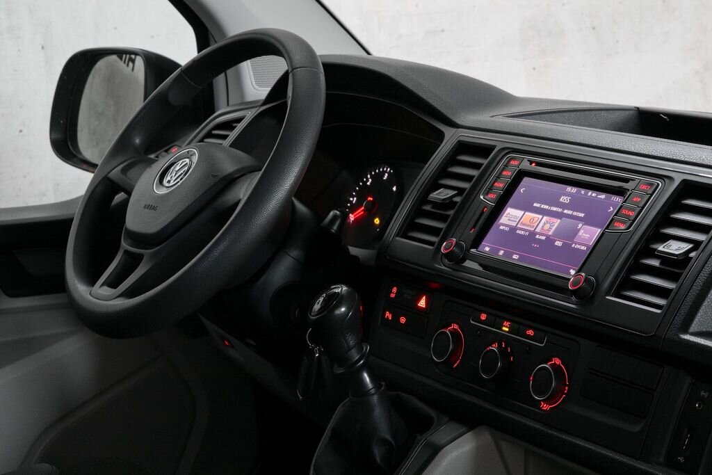 Volkswagen Transporter Skříň 2,0 l 110 kw