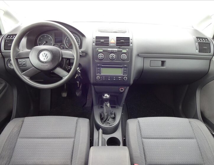 Volkswagen Touran Kombi 1,9 l 77 kw