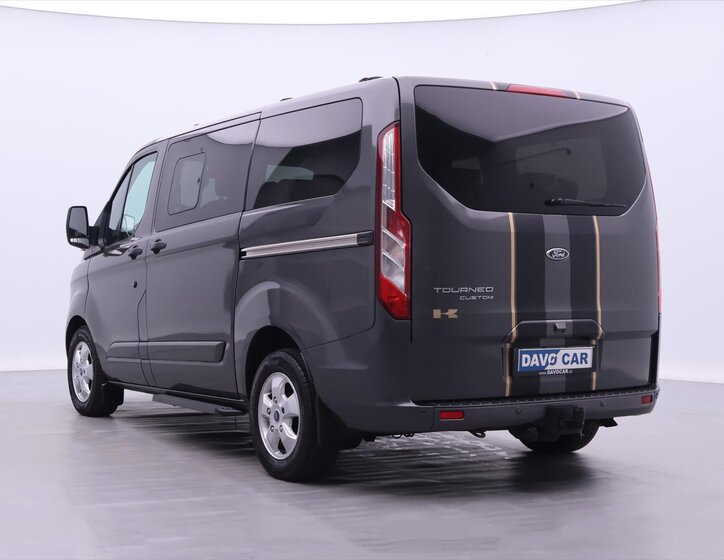 Ford Tourneo Custom 5