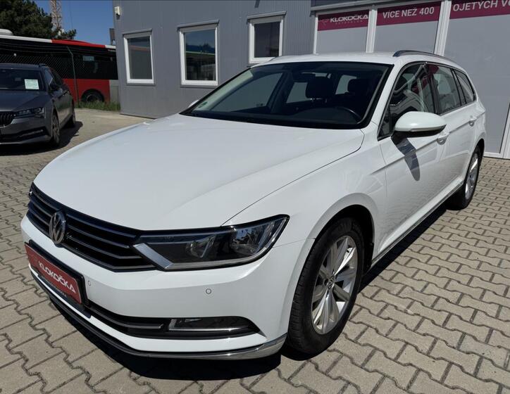 Volkswagen Passat 1