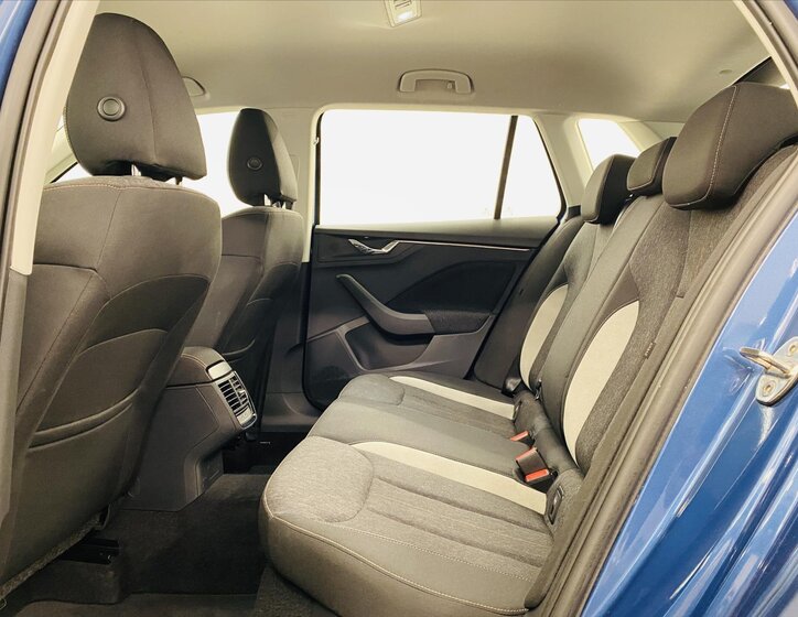 Škoda Kamiq Hatchback 999,0 81 kw