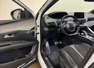 Peugeot 5008 SUV 2,0 l 133 kw