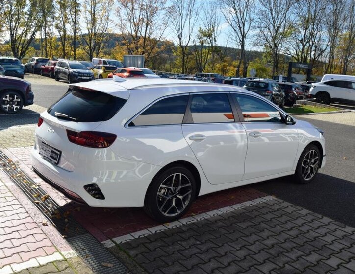 KIA Ceed Kombi 1,5 l 103 kw