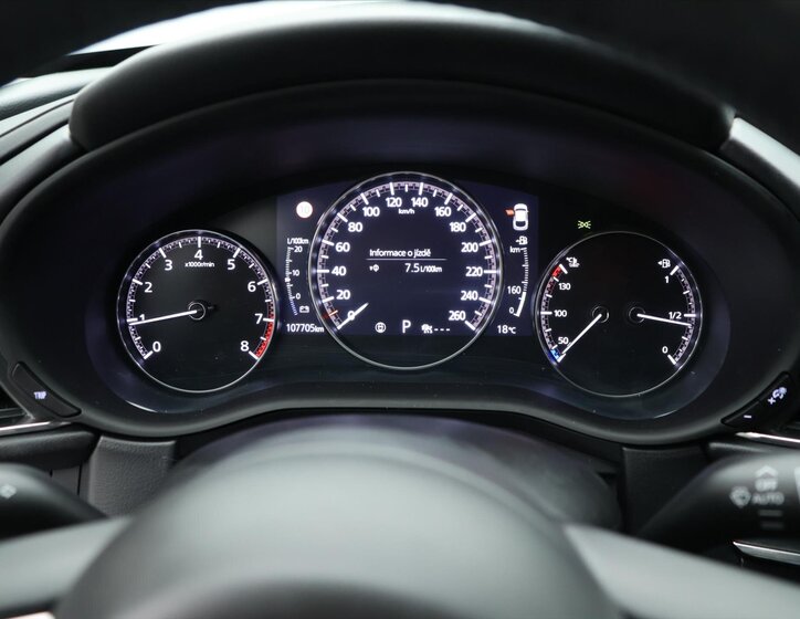 Mazda CX-30 SUV / Terénní 2,0 l 110 kw