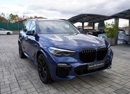 BMW X5 8