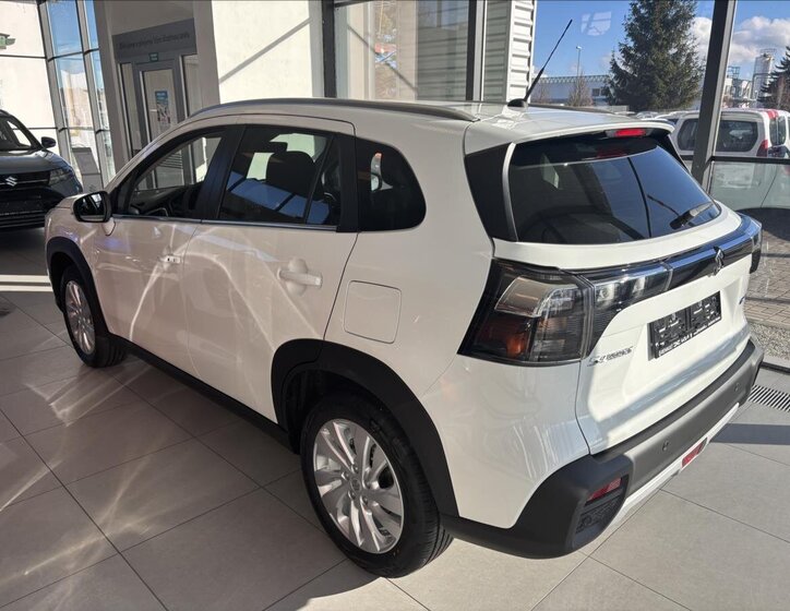 Suzuki S-Cross SUV / Terénní 1,4 l 81 kw