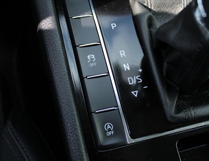 Škoda Superb Liftback 2,0 l 206 kw