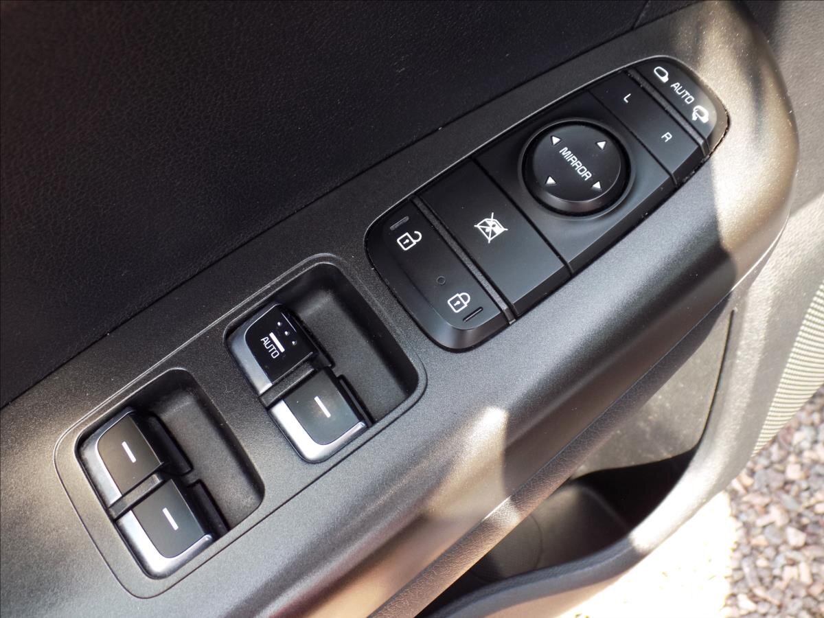 KIA Sportage SUV 1,7 l 85 kw