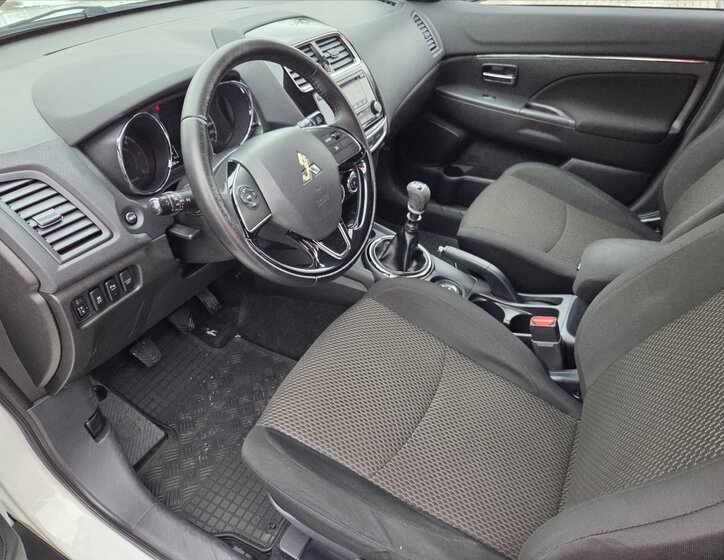Mitsubishi ASX SUV / Terénní 1,6 l 84 kw