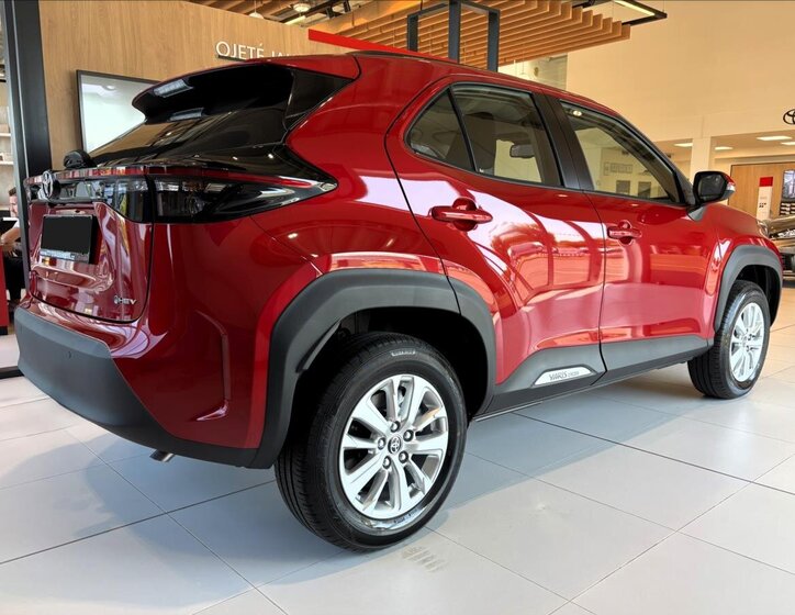 Toyota Yaris Cross SUV 1,5 l 85 kw