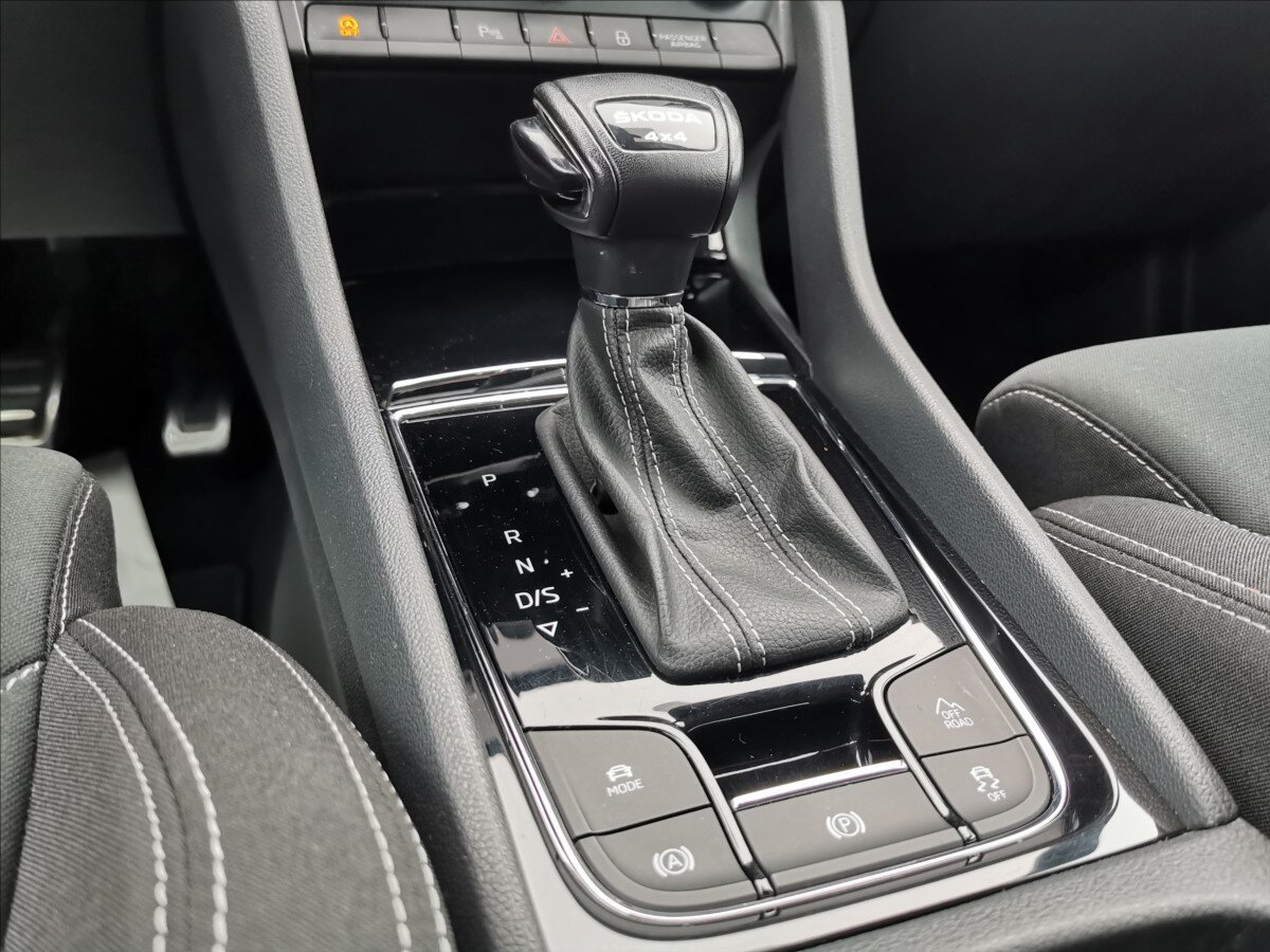 Škoda Karoq SUV 2,0 l 110 kw