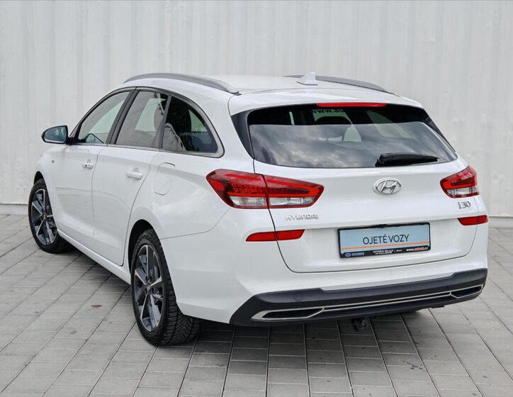 Hyundai i30 11