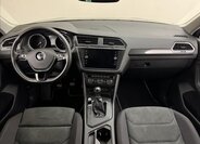 Volkswagen Tiguan 7