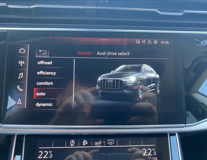 Audi Q8 SUV / Terénní 3,0 l 250 kw