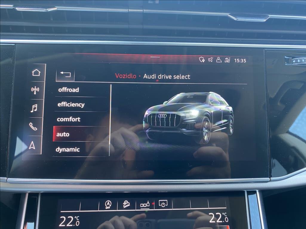 Audi Q8 SUV / Terénní 3,0 l 250 kw