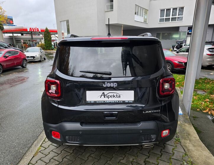 Jeep Renegade 4