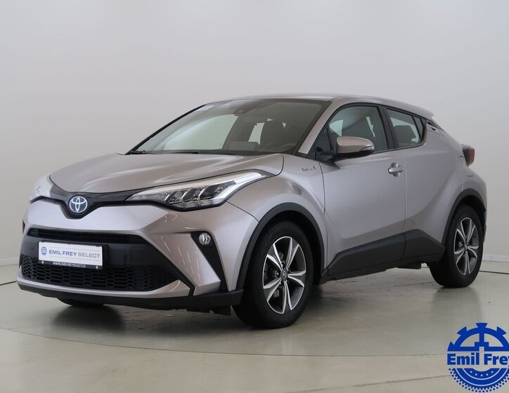 Toyota C-HR SUV / Terénní 1,8 l 72 kw