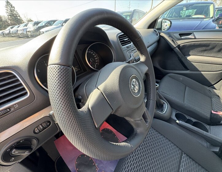 Volkswagen Golf Hatchback 2,0 l 81 kw