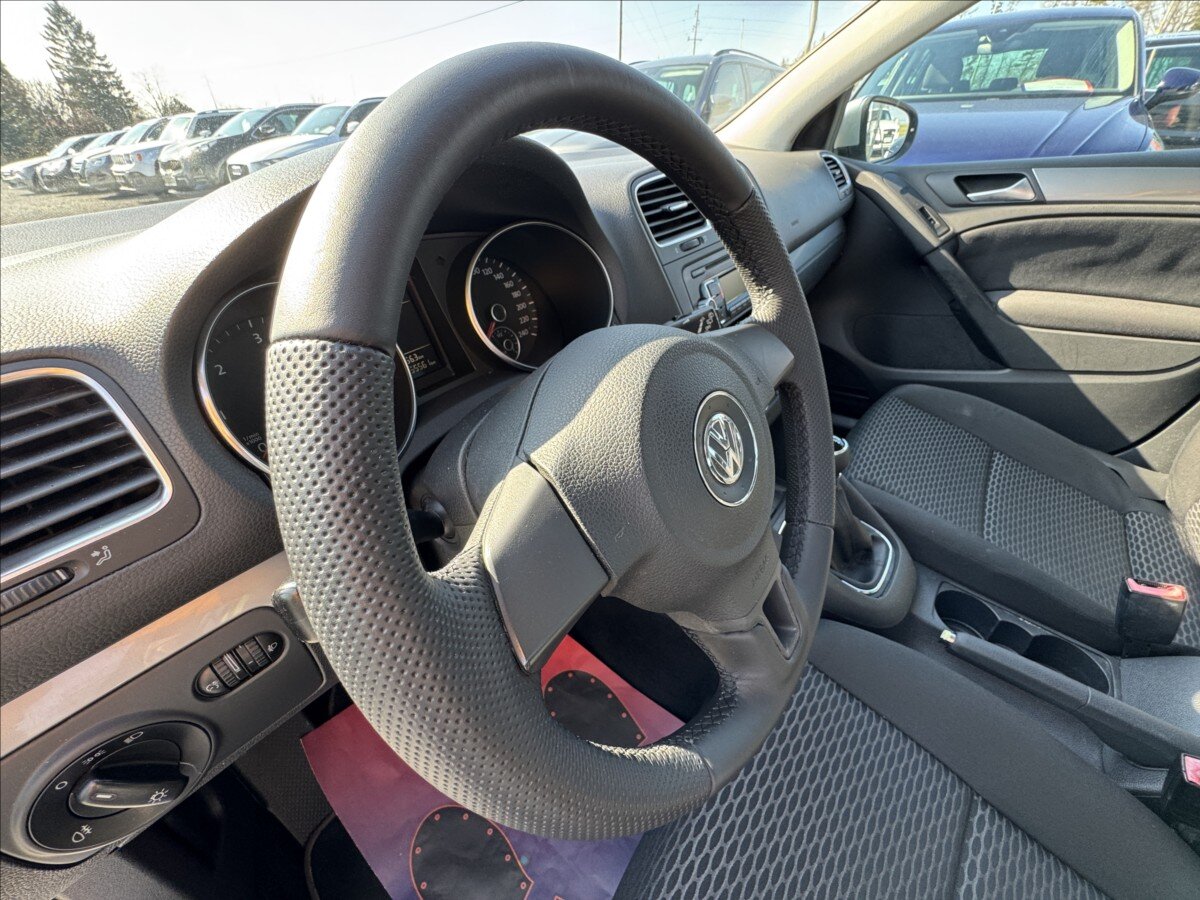 Volkswagen Golf Hatchback 2,0 l 81 kw