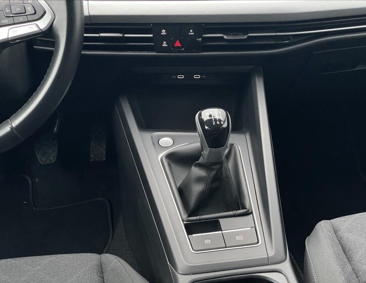 Volkswagen Golf Kombi 1,5 l 96 kw