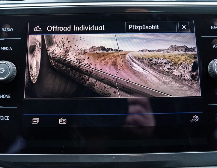 Volkswagen Tiguan SUV / Terénní 2,0 l 169 kw