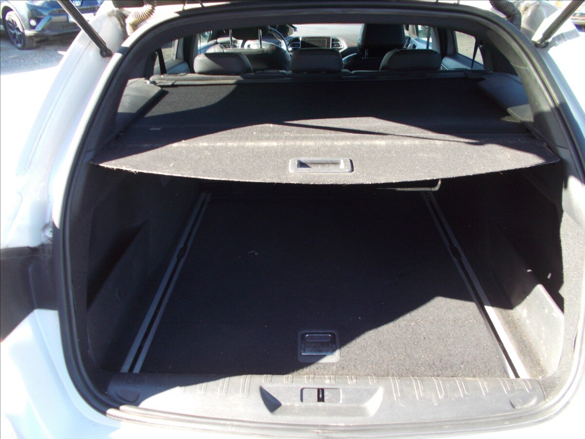 Peugeot 308 Kombi 2,0 l 133 kw