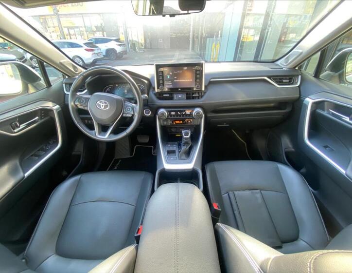 Toyota RAV4 21