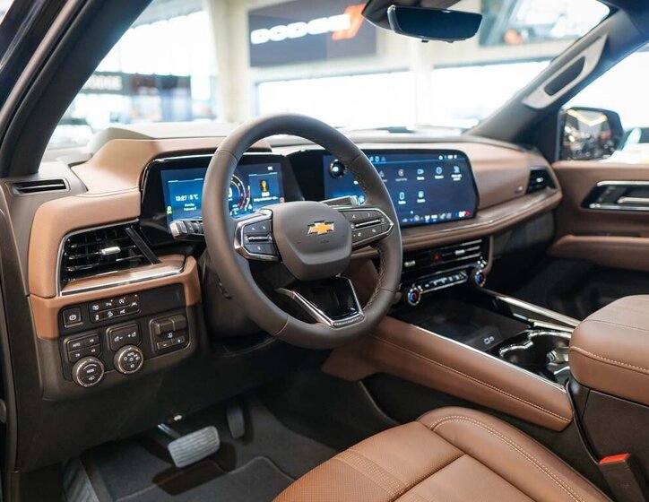 Chevrolet Tahoe SUV 6,2 l 313 kw